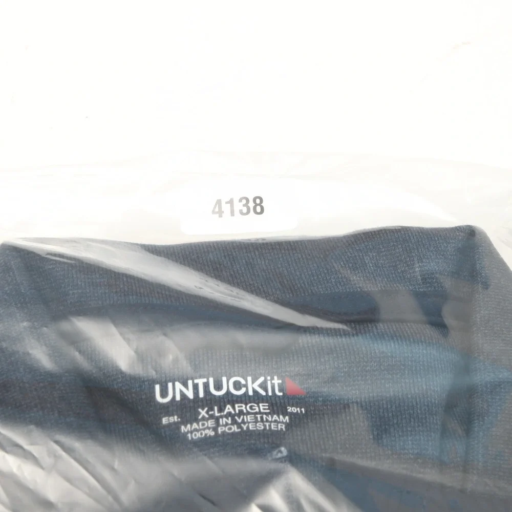 UNTUCKit Tyrus Quarter Zip Pullover Mens XL Navy Quilted Mixed Media 41306